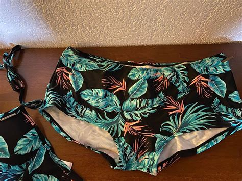 Sommer Bikini Gr 40 Palmenmuster schwarz türkis pink Kaufen auf Ricardo