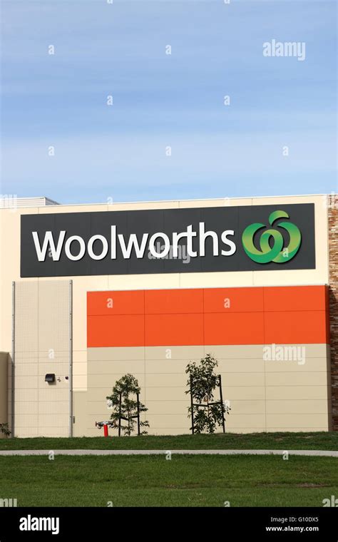 Woolworths Logo Hi Res Stock Photography And Images Alamy