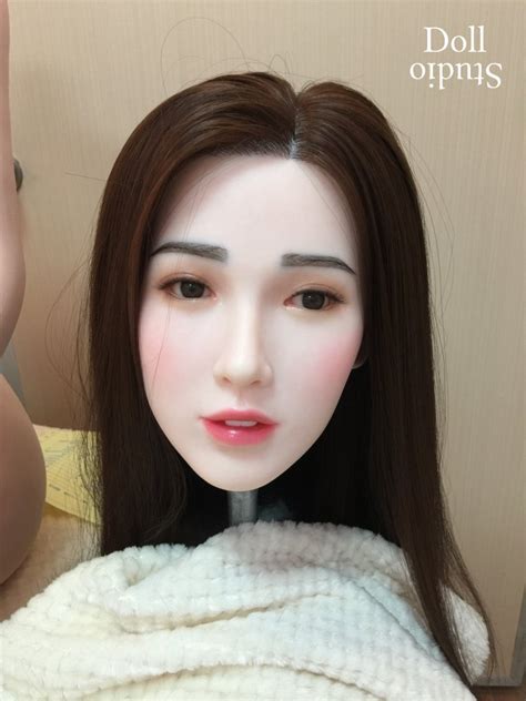 This Irontech S1 Silicone Head Travels To Japan Dollbase