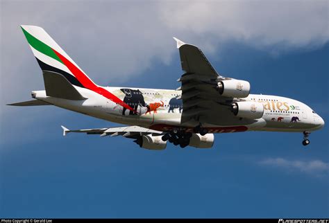 A Eer Emirates Airbus A Photo By Gerald Lee Id