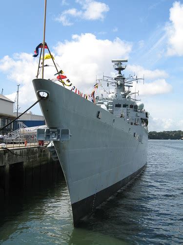 Hms Cumberland F85 Type 22 Broadsword Class Frigate Plym Flickr