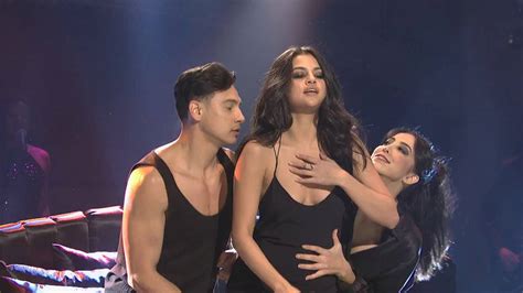 Naked Selena Gomez In Saturday Night Live