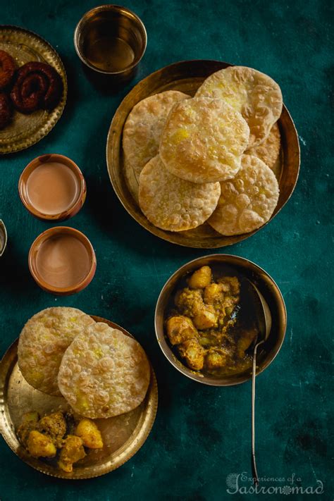 Radhaballavi Radhaballabhi And Aloor Dum Dal Stuffed Puris Bengali