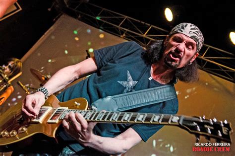 BRUCE KULICK ex KISS é destaque no novo disco de CHRIS MANNING