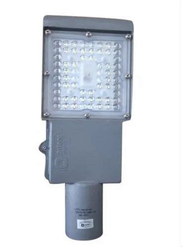 Cool White ISI Orient LED Street Light IP66 45 W At Rs 1250 Piece In