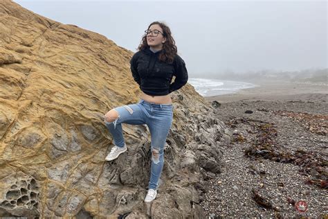 Leana Lovings Lea Atk Porn Pic