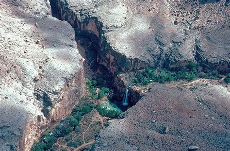 Photographs of the Havasu Falls and the Havasupai Trail to Supai ...