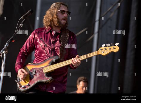 Nick Omalley Arctic Monkeys Hi Res Stock Photography And Images Alamy