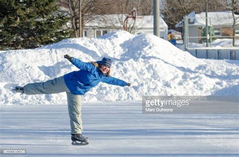 Ice Skating Ballet Photos and Premium High Res Pictures - Getty Images