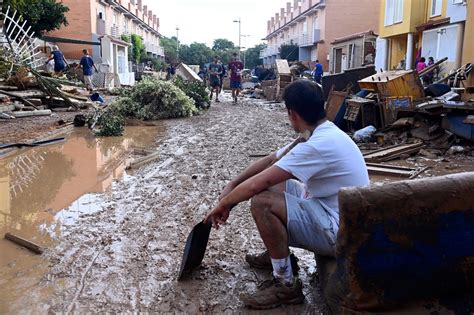 Espagne Le Bilan Des Inondations Passe à 205 Morts Selon Les Secours