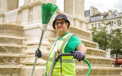 Ludovic léboueur influenceur de Paris récompensé par un Tik Tok