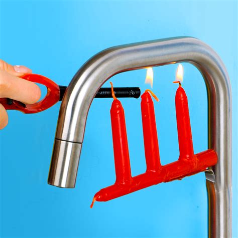 Useful winter hacks to help you survive the coldest time of the year! ️