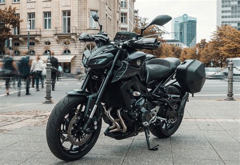 New Luggage For Naked Bikes From SW Motech Visordown