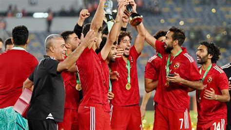 Les Égyptiens du Al Ahly s offrent une onzième Ligue des champions CAF