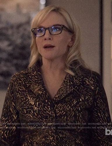 Sheila Sazs Outfits And Fashion On Suits Rachael Harris