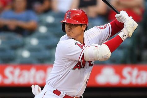 【mlb】大谷翔平、トロントの熱烈ファンクラブ会長が日本ハムユニ姿で絶賛「鳥肌が立ちます」 野球 スポーツブル スポブル