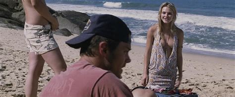 Turistas Nude Pics Page