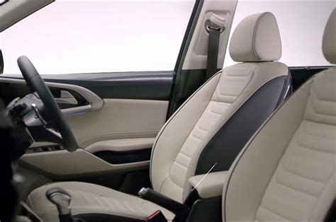 New Kia Carens interior, exterior images | Autocar India