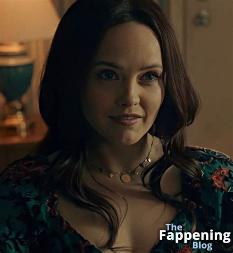 Rebecca Breeds Rebeccaebreeds Nude Leaks Photo 16 TheFappening