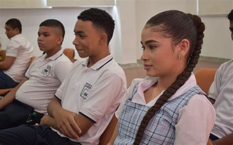 Fortaleciendo la educación para el turismo sostenible en Cartagena una