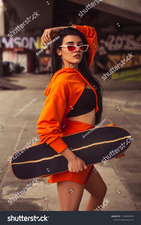 Sexy Slim Fit Brunette Woman Sport Stock Photo Shutterstock