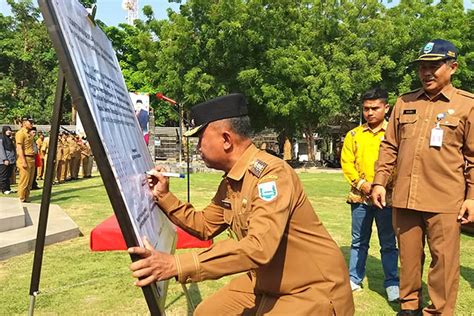 Asn Pemkab Probolinggo Ikrar Bersama Dan Tanda Tangani Pakta Integritas