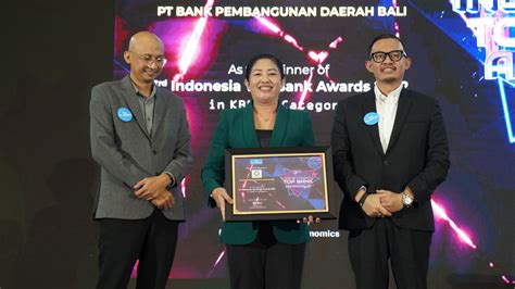 Bank Bpd Bali Raih Top Bank Award Bpdbali Co Id