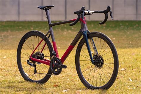 Enve Heads Into New Territory With Custom Road Bike Roadcc