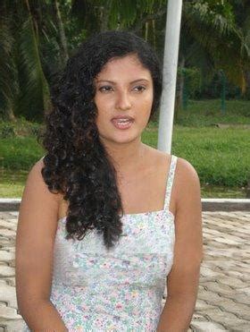 Sri Lanka Actress Paboda Sri Lankan Hot Actress Picture Gallery