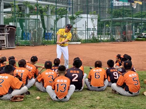 台灣運彩、中華職棒攜手啟動回饋列車 鄭達鴻、鄭浩均合作棒球教學 Go Baseball 夠棒網