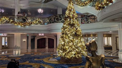 Christmas Tree Not Ready for First 2023 Very Merrytime Cruise on Disney ...