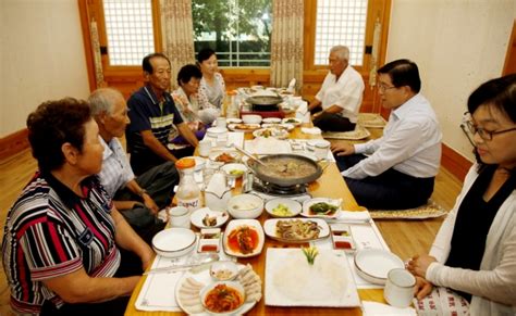 한상기 태안군수 독립유공자 유족과 오찬간담회