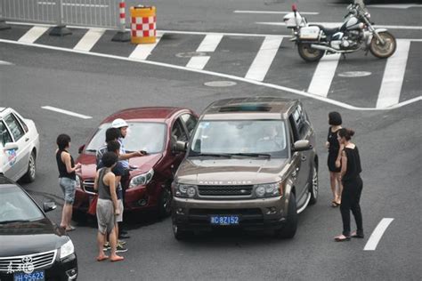 國慶過節借車給朋友的要注意了，別害人害己！ 每日頭條