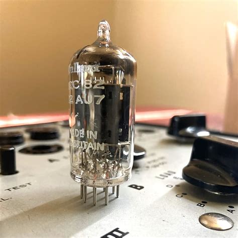 1956 Mullard Blackburn 12AU7 ECC82 Tube Square Getter Reverb