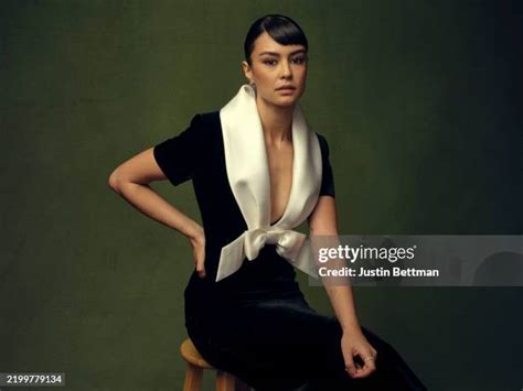 113 Courtney Eaton Photoshoot Stock Photos, High-Res Pictures, and