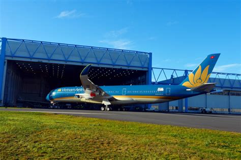 Pictures Vietnam Airlines Reveals New Livery On First A350