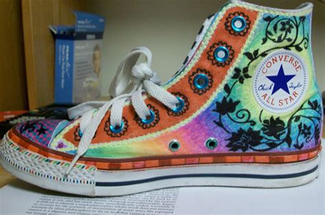 Drawing On Converse Ideas At Paintingvalley Explore Collection Of