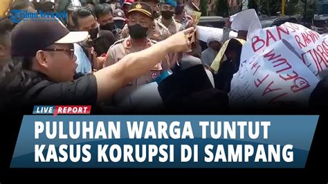 Puluhan Warga Kepung Kantor Kejari Sampang Tuntut Dugaan Kasus Tipikor