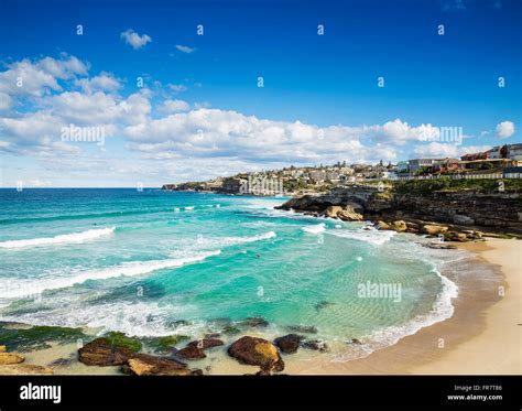 Tamarama beach hi-res stock photography and images - Alamy