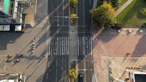 Car Traffic And People Crossing Road Crowded People Walk Pedestrians