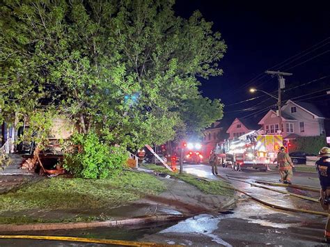 Fire Badly Damages Vacant Home In Syracuse No One Injured