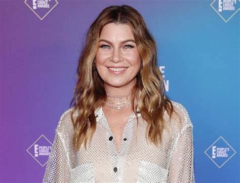 Download Ellen Pompeo People's Choice Awards Wallpaper | Wallpapers.com