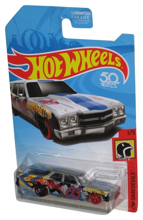 Hot Wheels HW Daredevils 2017 Silver 70 Chevelle SS Wagon Toy Car 1