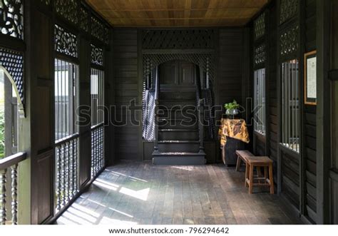 100 Rumah Kampung Interior Images, Stock Photos & Vectors | Shutterstock