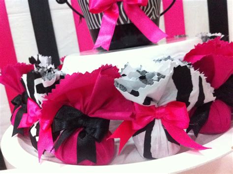 La Os Caprichos Ch De Lingerie