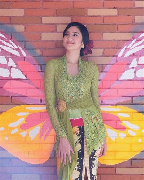 Model Rok Kebaya Modern Untuk Orang Kurus Seputar Model