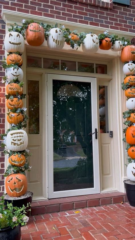 DIY Halloween craft pumpkin 🎃 display | Homemade halloween decorations ...