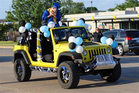 Newcastle High School Graduation Parade | May 14, 2020 - Okie Pics ...