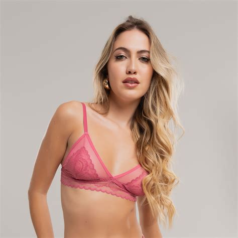 Click Chique Encontre a Lingerie Perfeita para Você Variedade de Modelos