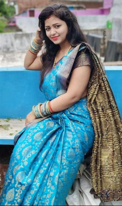 Pin By Shrikant Sardesai On Indian Beauty Saree Hot Women Dress Very Beautiful Woman